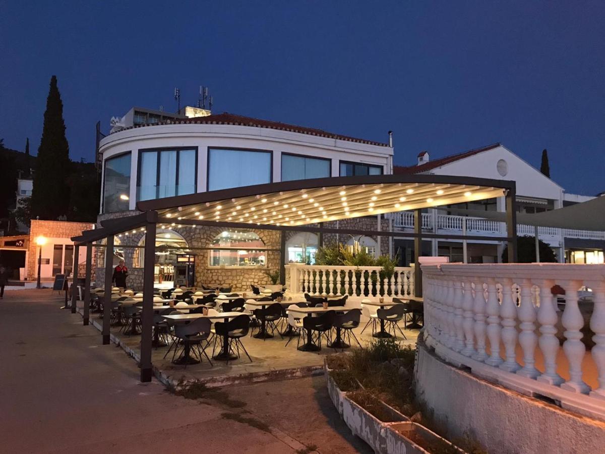 Hotel Millenium Deluxe Selce Exterior photo